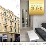 Luxurios And Historic Apartment \